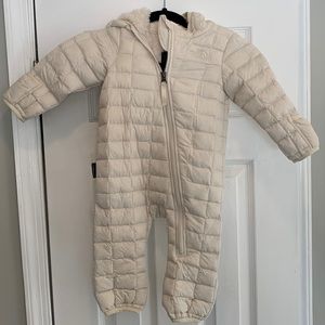 North Face Thermoball Eco Bunting size 6-12 months